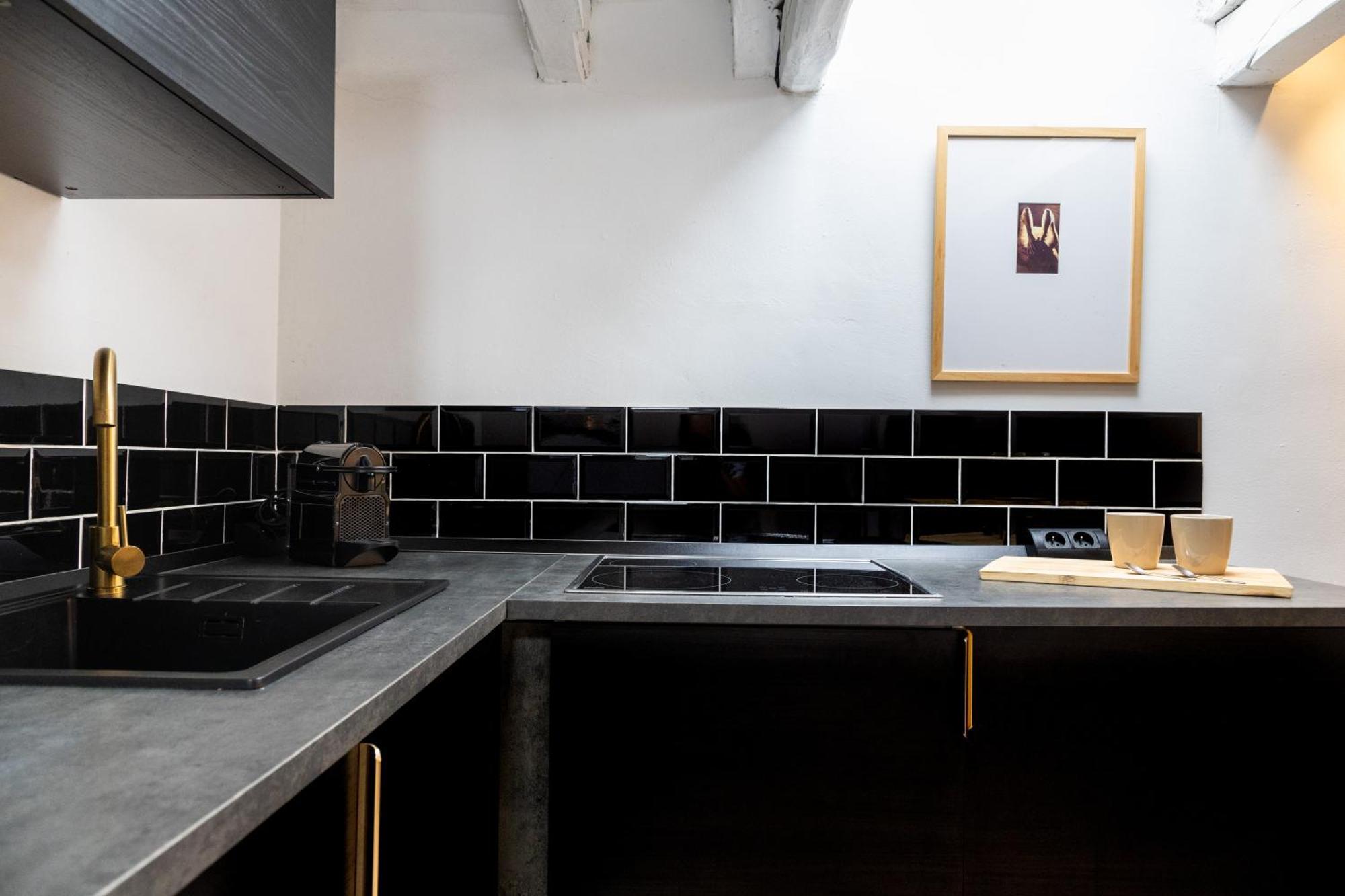 Charming Fuencarral II Appartement Madrid Buitenkant foto