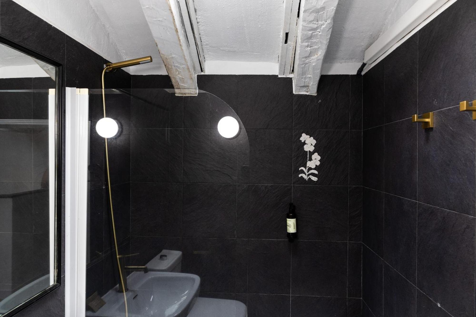 Charming Fuencarral II Appartement Madrid Buitenkant foto